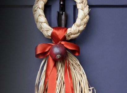 Door_wreath_d