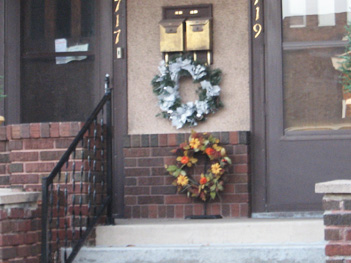 Two_wreaths