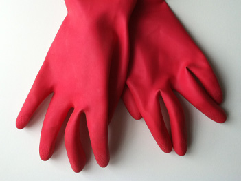 One_Extra_Gloves