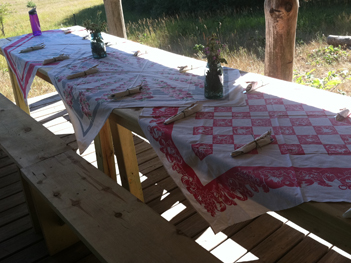 Mark_tablecloths